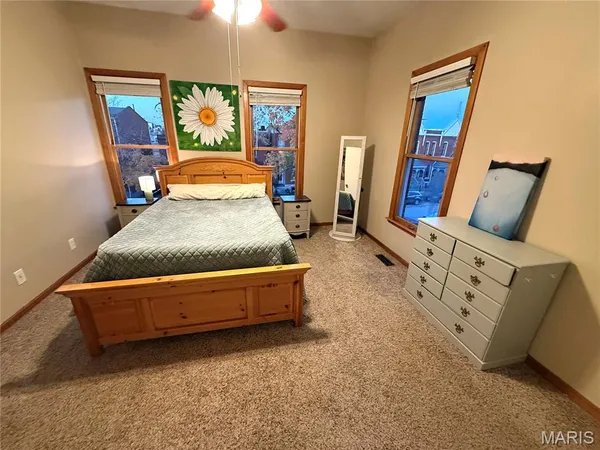 $274,900 | 2332 Hickory Street, St. Louis, MO 63104