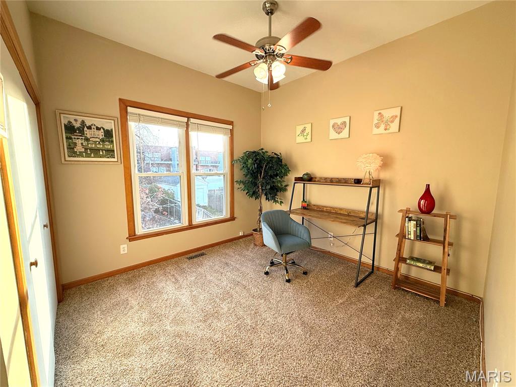 2332 Hickory Street St. Louis, MO 63104 - Photo 10 of 17