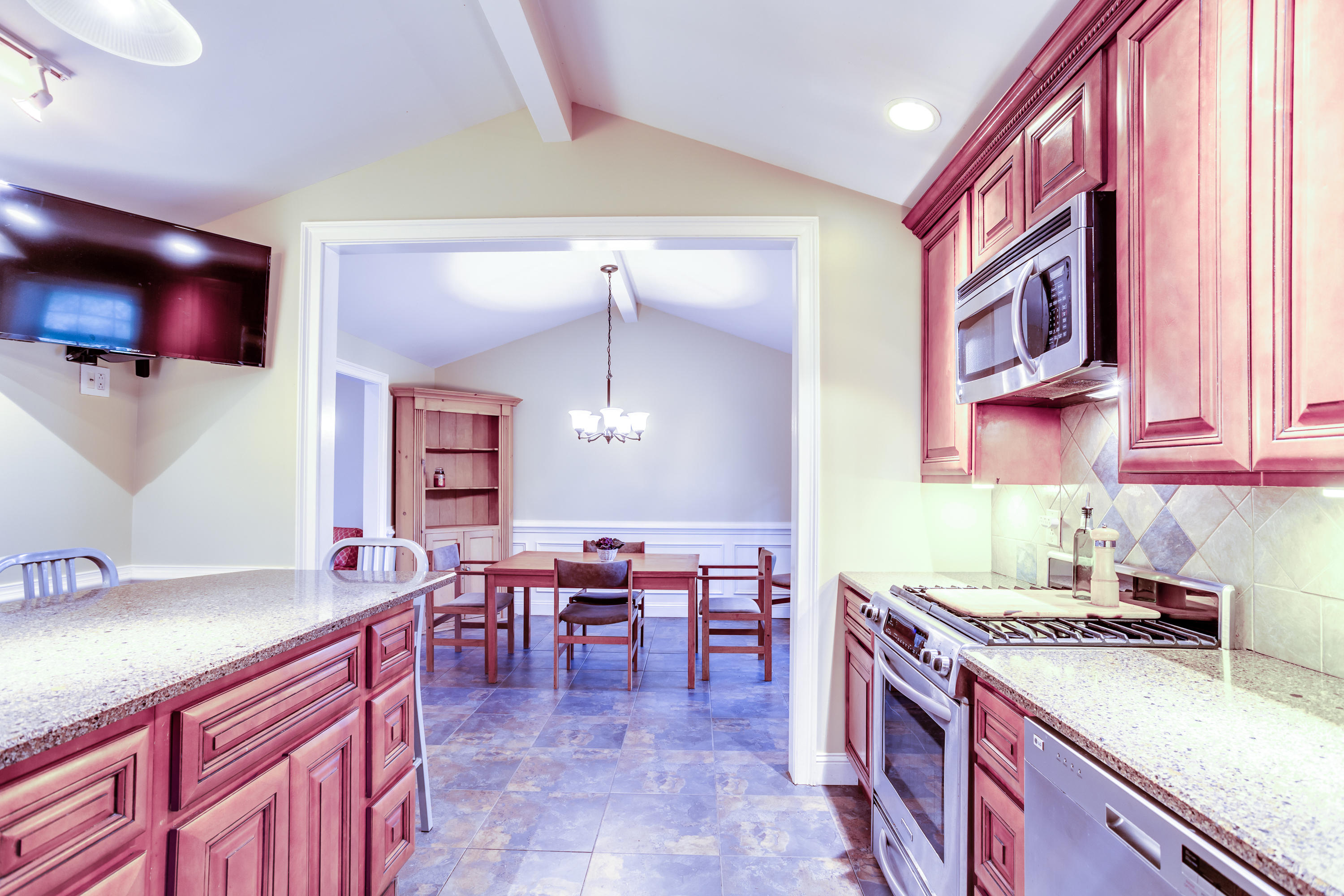 8952 Shallowford Road Knoxville, TN 37923 - Photo 10 of 37 010200728-3-8952ShallowfordRdKnoxvilleTN