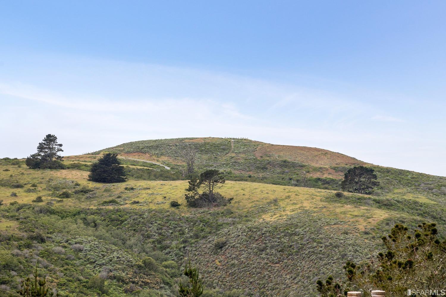 211 Sunset Court Pacifica, CA 94044 - Photo 35 of 84