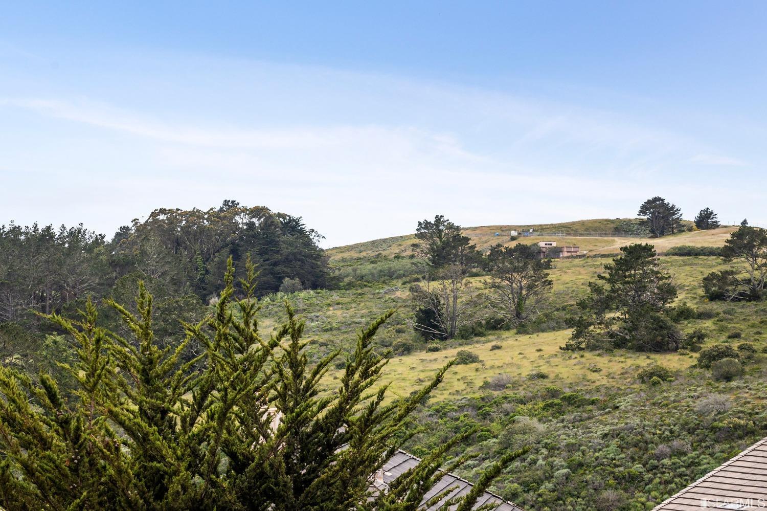 211 Sunset Court Pacifica, CA 94044 - Photo 37 of 84