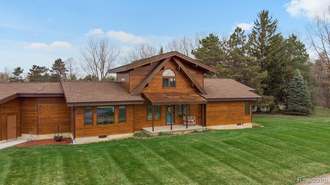 4353 North Irish Road Davison, MI 48423 - Photo 8 of 43 4353-N-Irish-Rd-38.jpg