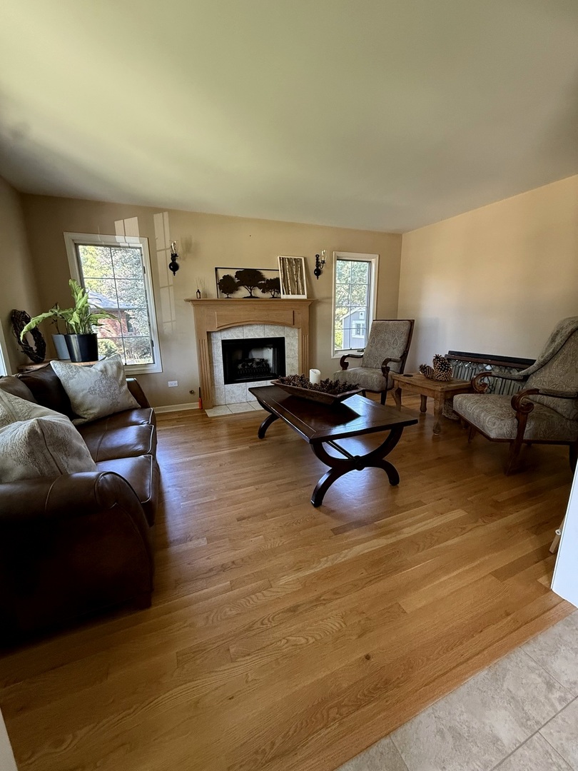 616 Carriage Ridge Lane Lemont, IL 60439 - Photo 3 of 10 Gallery Image 3
