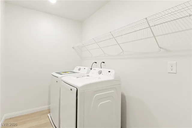 $2,100 | 2764 V. Napoli, Henderson, NV 89044