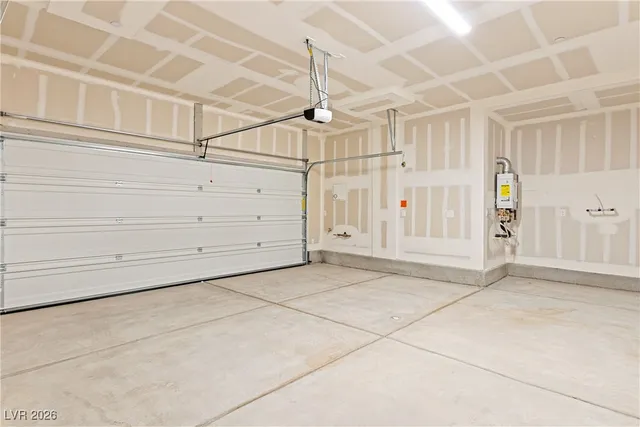 $2,100 | 2764 V. Napoli, Henderson, NV 89044