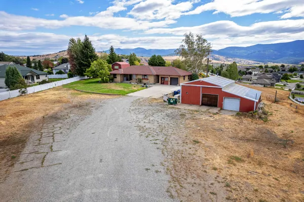 $1,100,000 | 1007 South Barker Road, Greenacres, WA 99016
