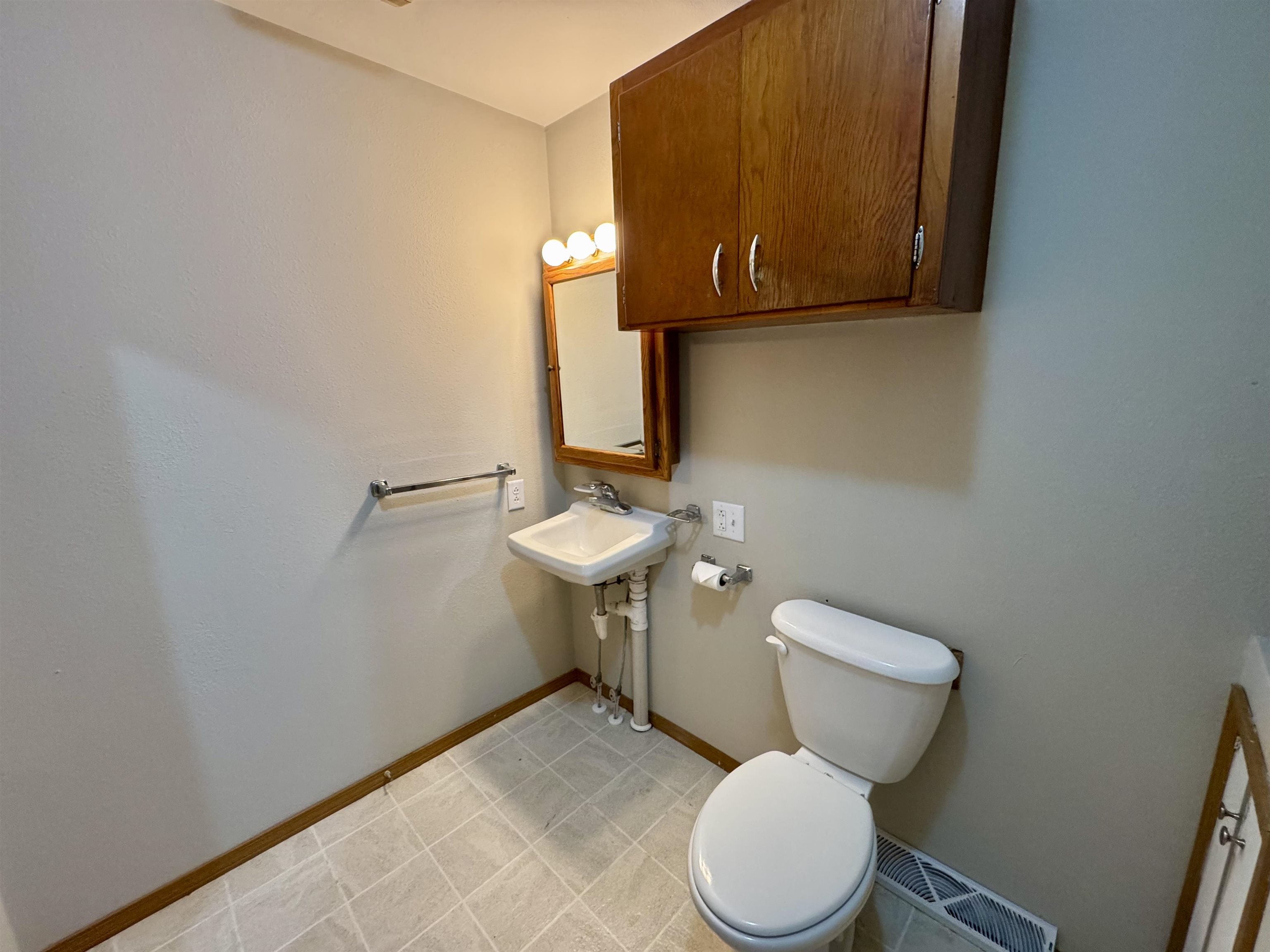 120 North Main Street Patch Grove, WI 53817 - Photo 19 of 40