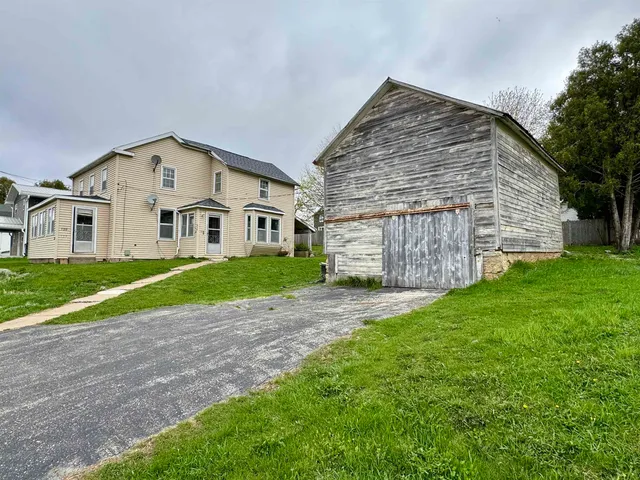 $105,000 | 120 North Main Street, Patch Grove, WI 53817