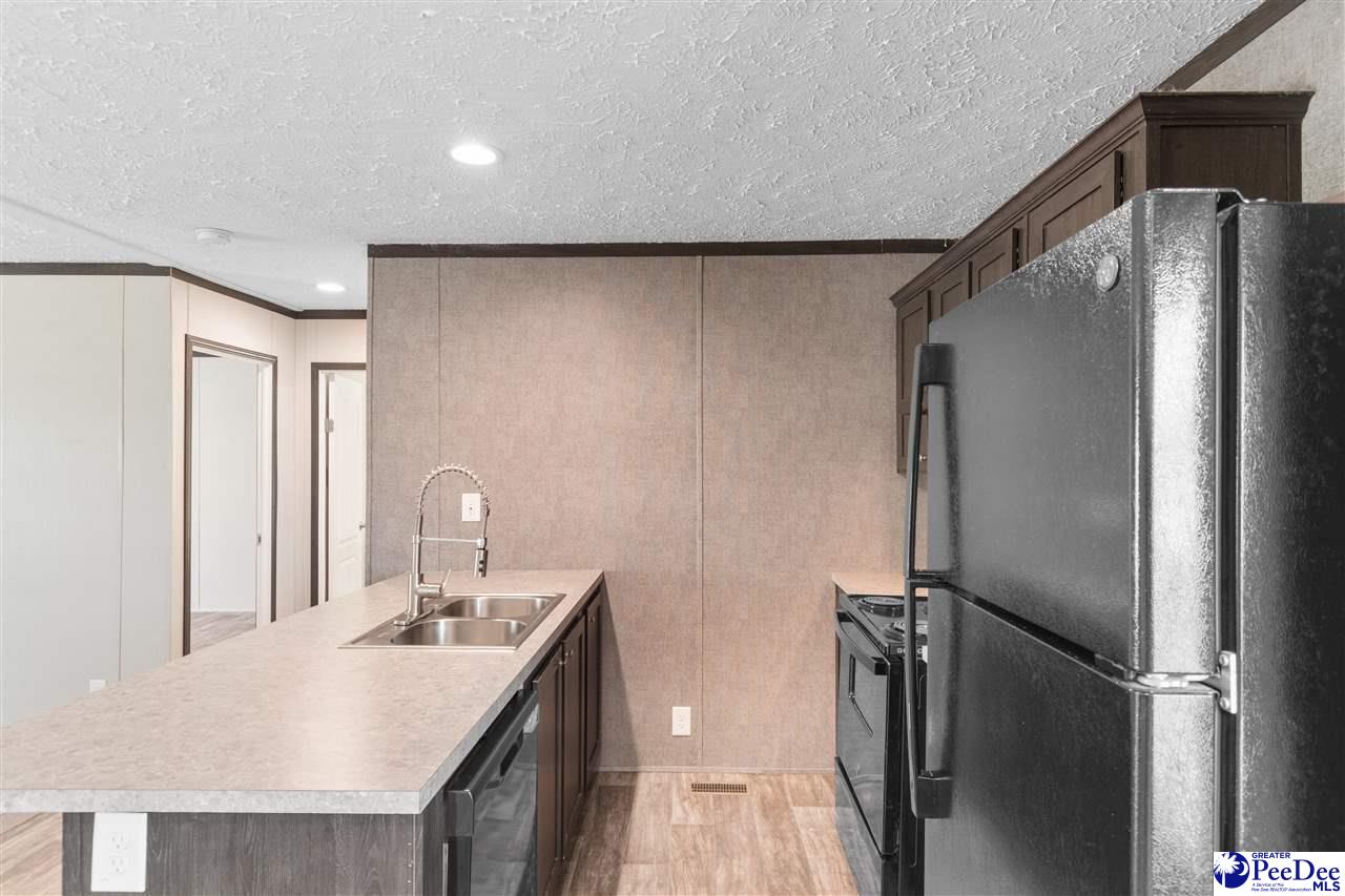 1010 Carroll Road Marion, SC 29571 - Photo 7 of 26 Gallery Image 7