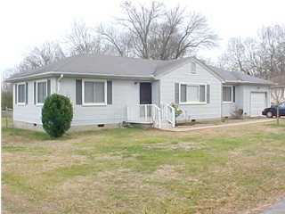 4331 Dupont Street East Ridge, TN 37412 - Photo 1 of 9 Primary Photo
