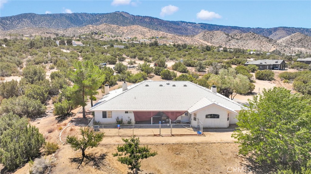 1220 Hollister Road Pinon Hills, CA 92372 - Photo 47 of 49