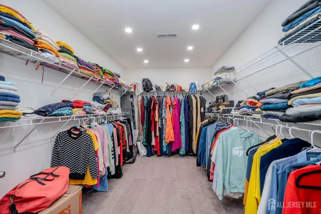 $1,475,000 | 2 Hitching Post Place, Monroe Township, NJ 08831