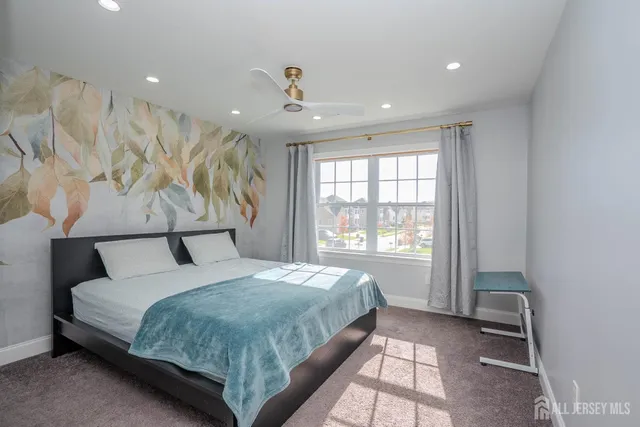 $1,475,000 | 2 Hitching Post Place, Monroe Township, NJ 08831