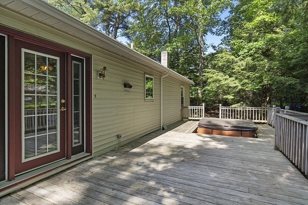 23 Bluefield Road Ashburnham, MA 01430 - Photo 5 of 33 Gallery Image 5