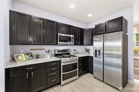 $559,900 | 784 Freedom Court Southeast, Port Orchard, WA 98366