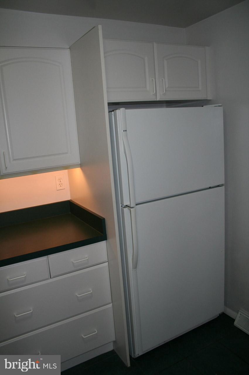 1616 Dogwood Hill Road Towson, MD 21286 - Photo 22 of 55 Kitchen