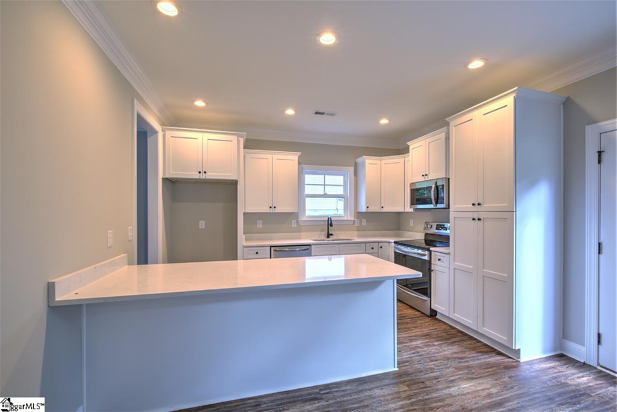 341 Thompson Street Pendleton, SC 29670 - Photo 13 of 36