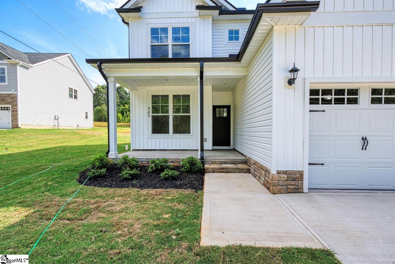 341 Thompson Street Pendleton, SC 29670 - Photo 2 of 36