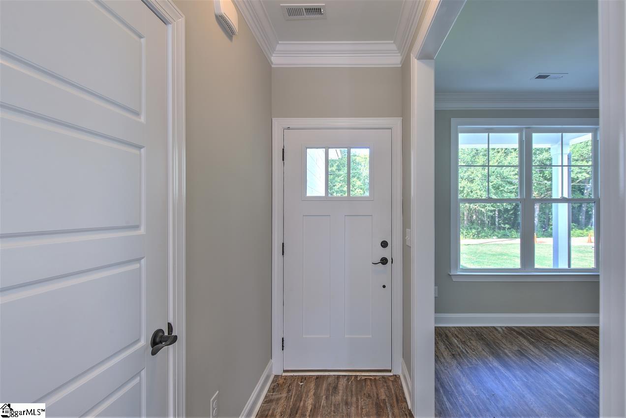 341 Thompson Street Pendleton, SC 29670 - Photo 4 of 36