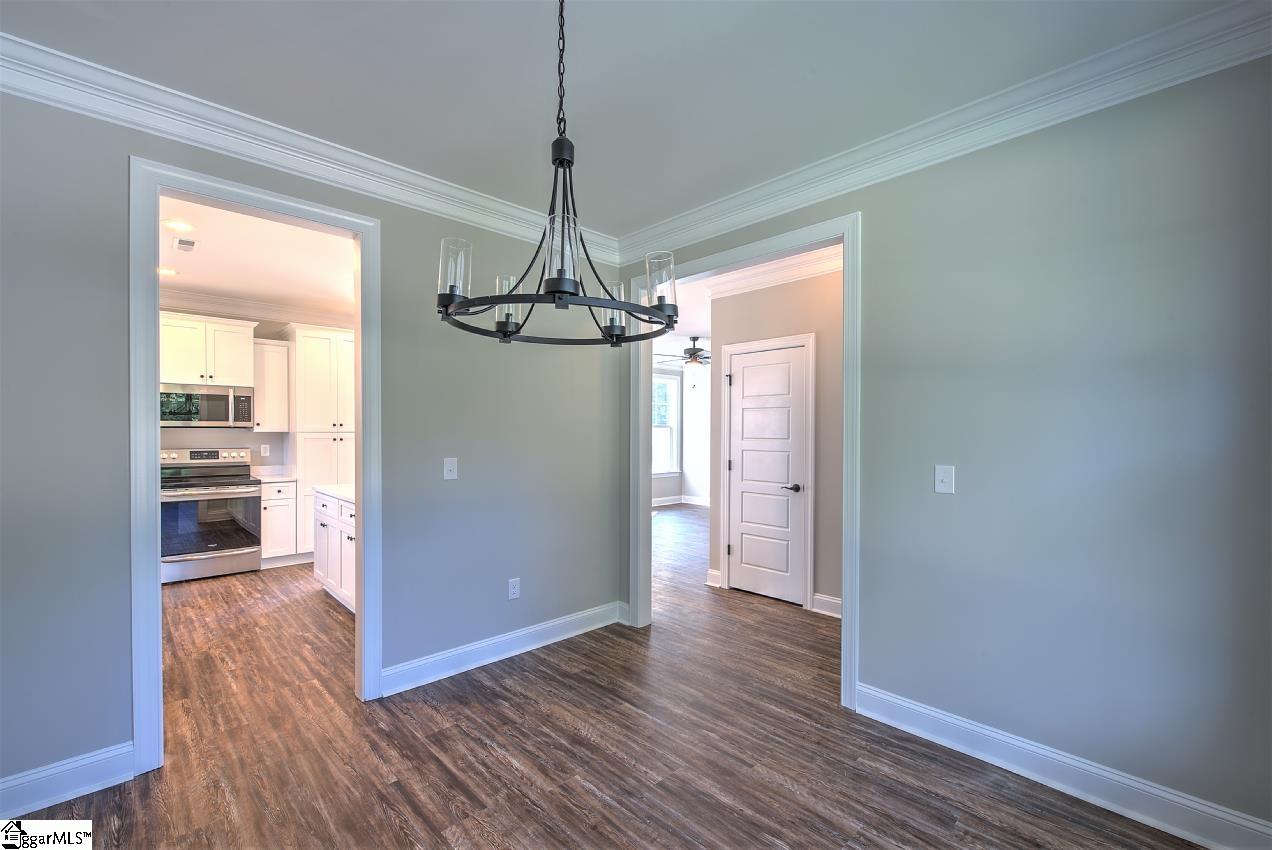 341 Thompson Street Pendleton, SC 29670 - Photo 8 of 36