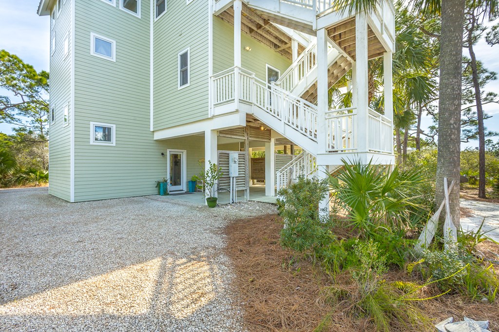 1704 Magnolia Road St. George Island, FL 32328 - Photo 22 of 67