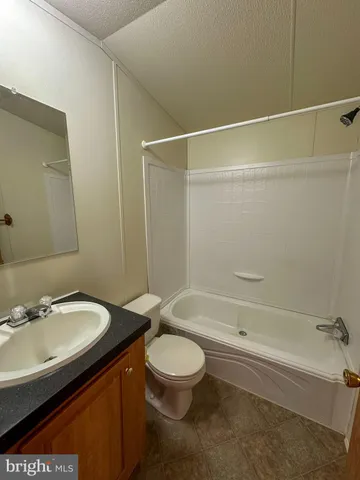 $89,900 | 760 Azalea Lane, Gap, PA 17527