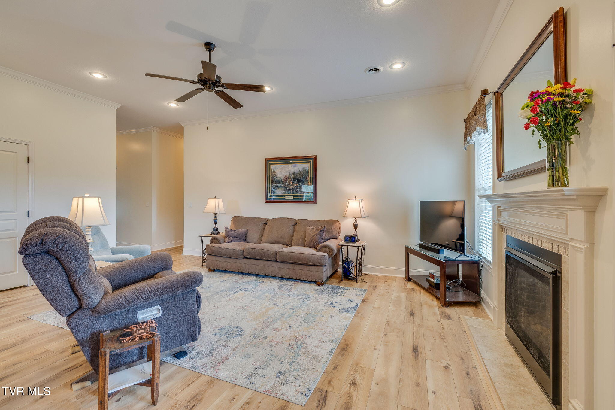 1645 Old Stagecoach Road Jonesborough, TN 37659 - Photo 8 of 38 007