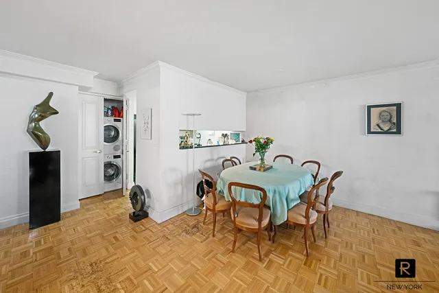 $900,000 | 404 East 76th Street, Unit 3C | Lenox Hill