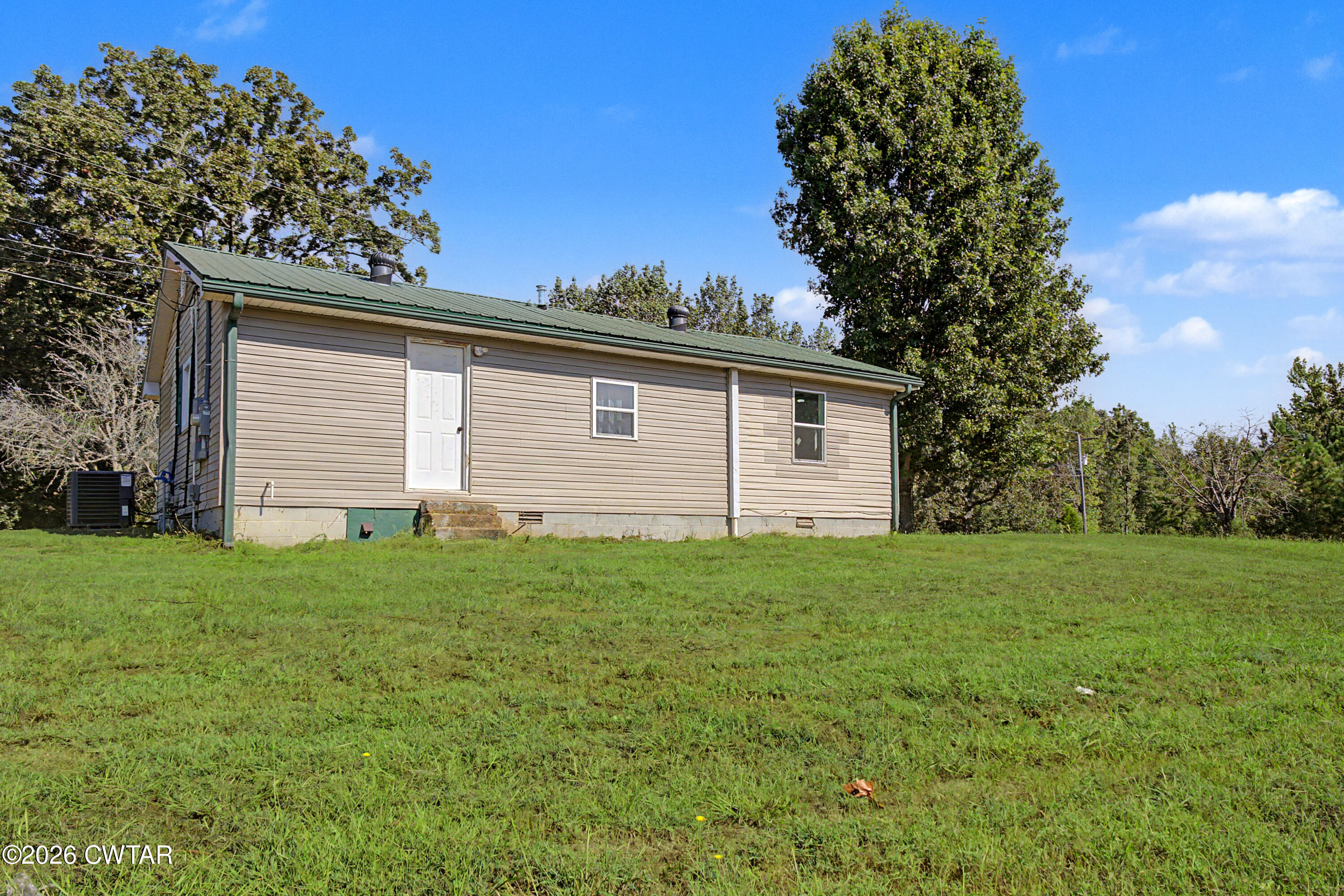 420 Presley Road Lexington, TN 38351 - Photo 4 of 18 Back 1