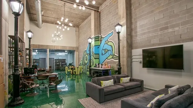 $1,895 | 171 Auburn Avenue Northeast, Unit 531, Atlanta, GA 30303