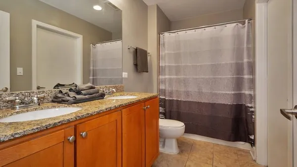 $1,895 | 171 Auburn Avenue Northeast, Unit 530, Atlanta, GA 30303