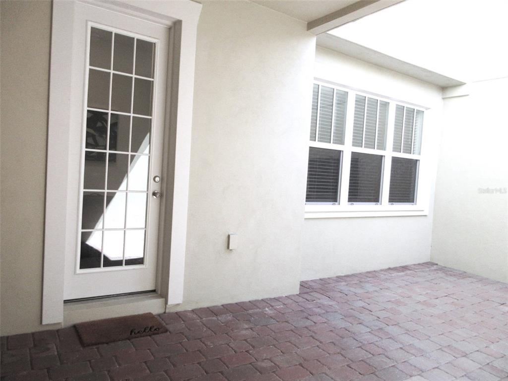 2252 Celebration Boulevard Celebration, FL 34747 - Photo 34 of 40 a view of an empty room with a window