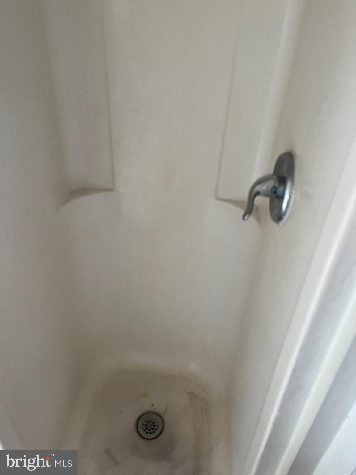 3601 9th Street Baltimore, MD 21225 - Photo 9 of 24