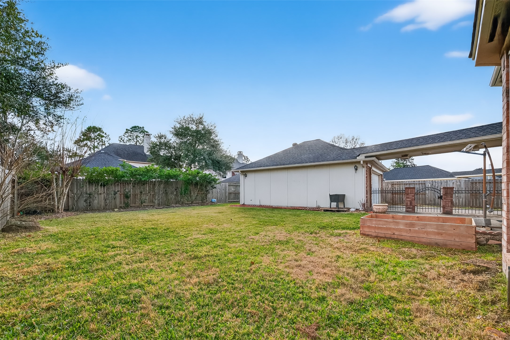 3022 Hidden Mist Court Pearland, TX 77584 - Photo 28 of 31