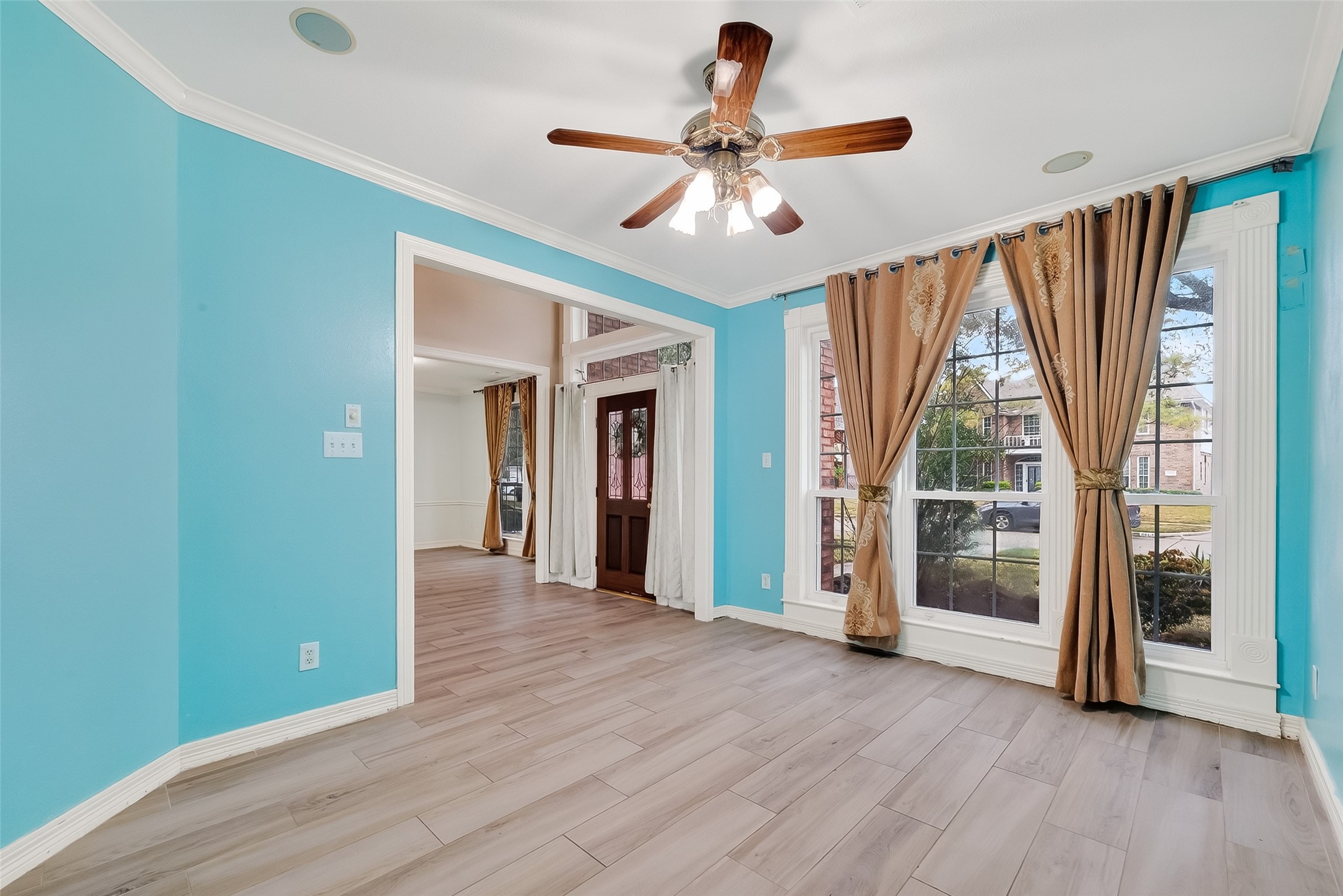 3022 Hidden Mist Court Pearland, TX 77584 - Photo 5 of 31