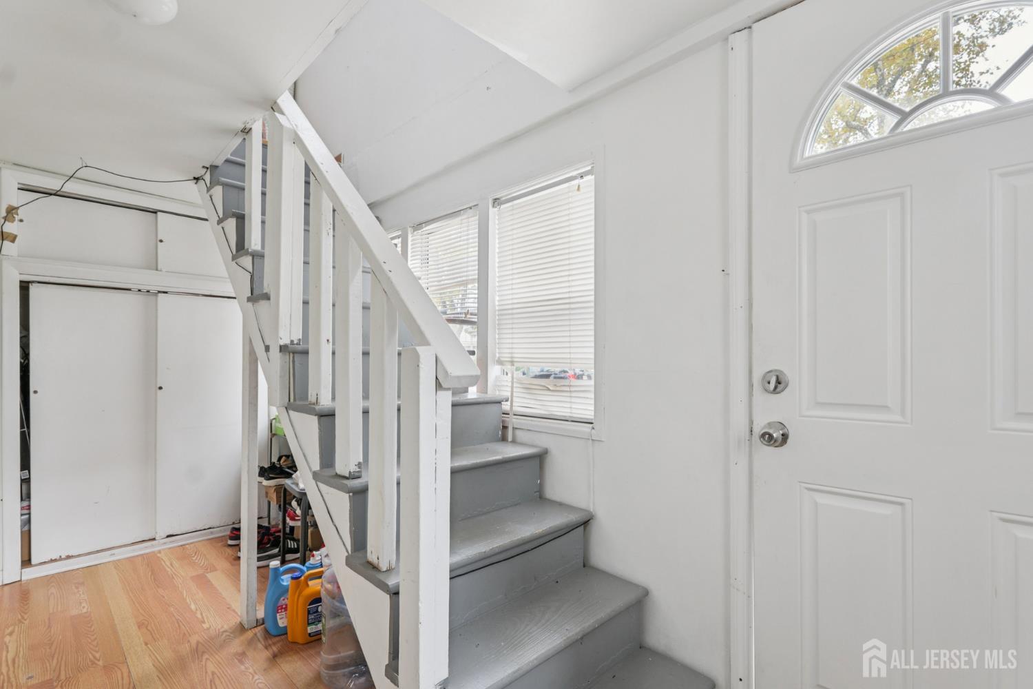 655 Charles Street Perth Amboy, NJ 08861 - Photo 13 of 29 a view of entryway with workspace