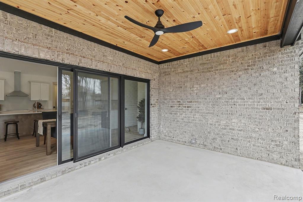 55390 Jewell Road Utica, MI 48315 - Photo 33 of 36 Gallery Image 33