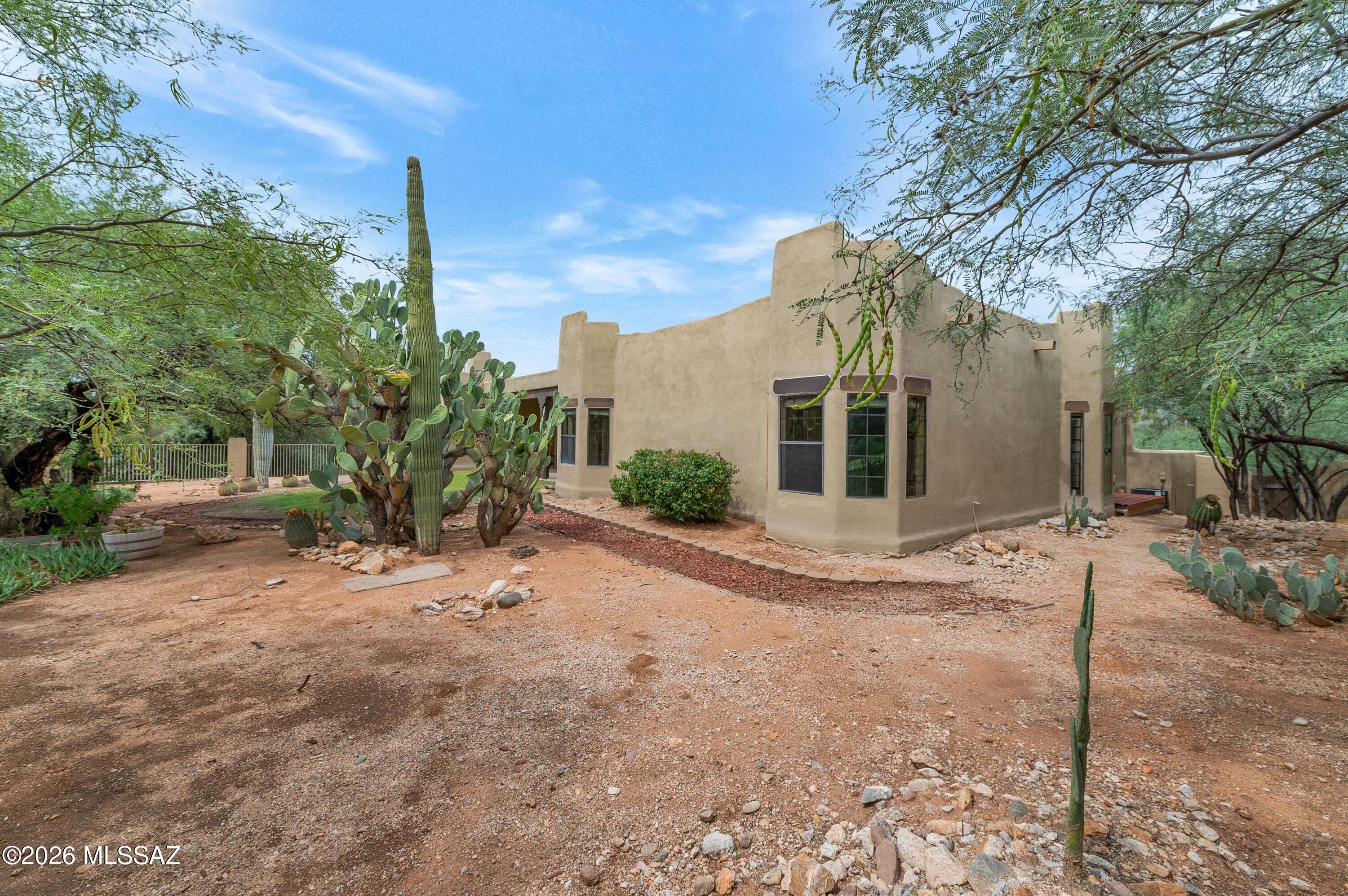 12160 East Tanque Verde Road Tucson, AZ 85749 - Photo 37 of 53 Cacti and mountain views
