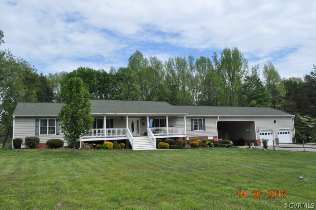 18500 Woodsons Mill Road Beaverdam, VA 23015 - Photo 1 of 24 Gorgeous 2400 sq ft vinyl sided rancher with 2 car