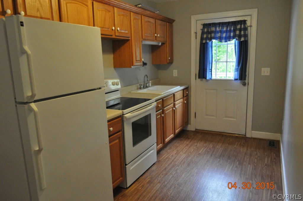 18500 Woodsons Mill Road Beaverdam, VA 23015 - Photo 13 of 24 2nd kitchen in separate suite...with vinyl floorin