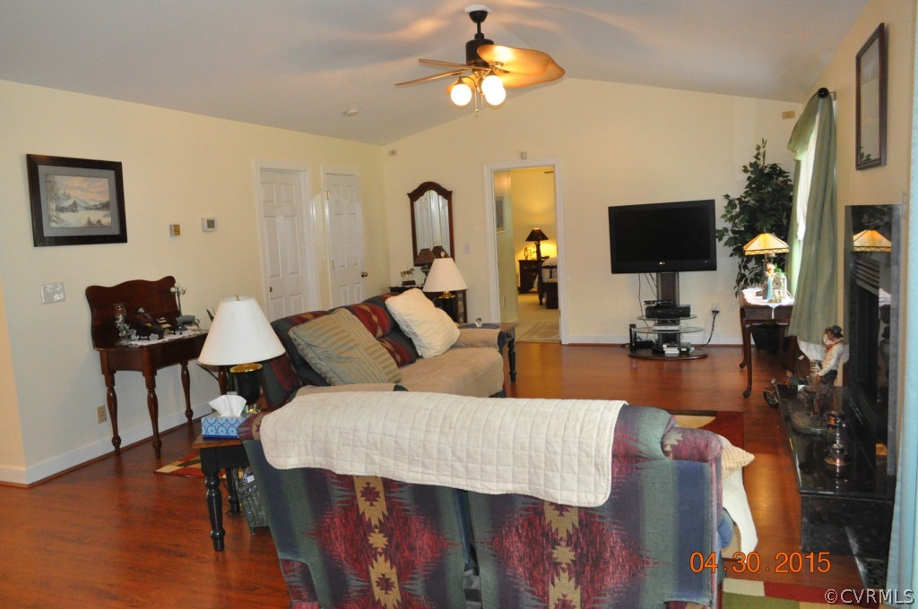 18500 Woodsons Mill Road Beaverdam, VA 23015 - Photo 4 of 24 Additional view of family room with doors to bedro