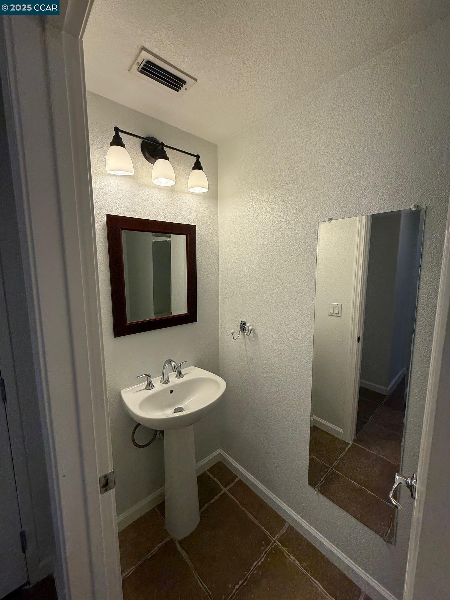 2312 Joree Lane San Ramon, CA 94582 - Photo 5 of 14