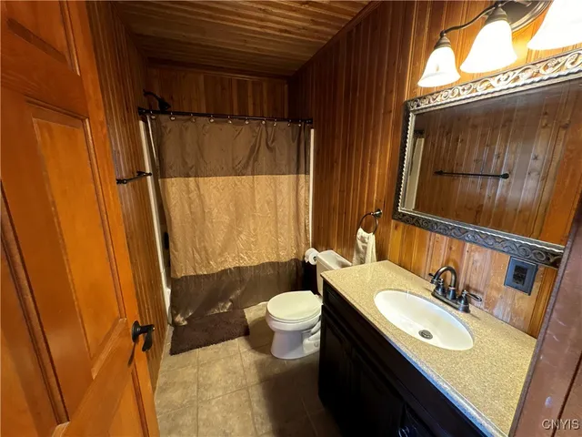 $975,000 | 2076 Hillside Drive, Camden, NY 13316