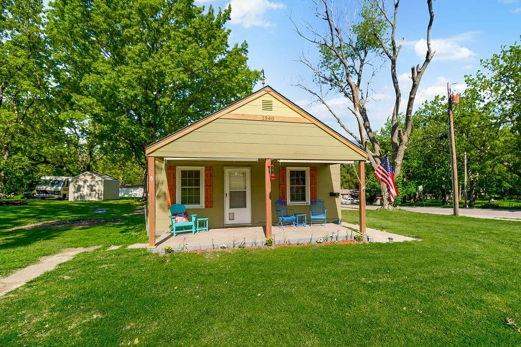 1540 North Noland Road Independence, MO 64050 - Photo 2 of 36