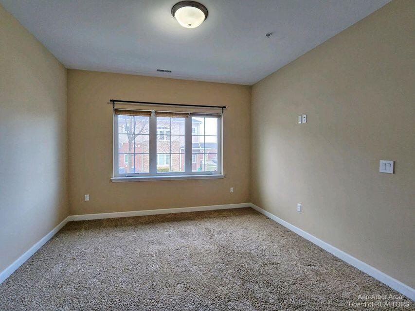 5643 Arbor Chase Drive Ann Arbor, MI 48103 - Photo 15 of 21 5643 14