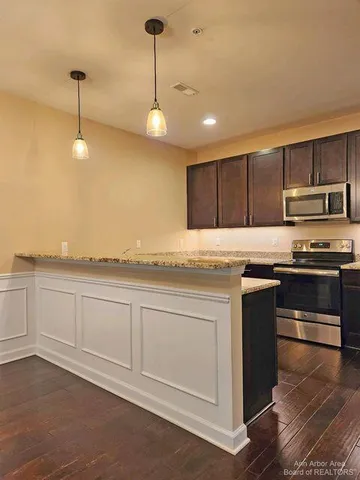 $2,200 | 5643 Arbor Chase Drive, Ann Arbor, MI 48103