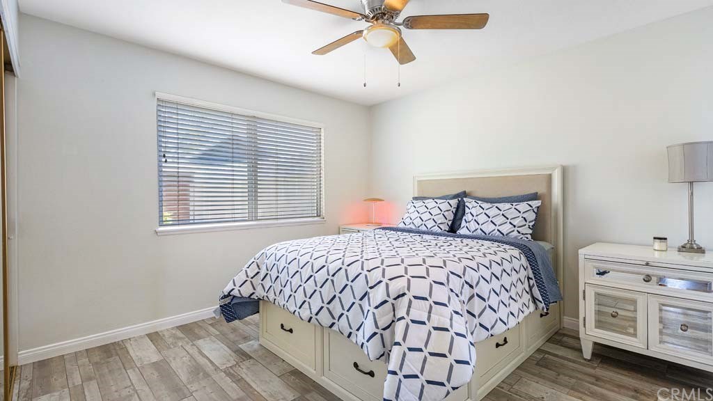 23891 Silverbay Drive Lake Forest, CA 92630 - Photo 14 of 31 Light & bright master bedroom