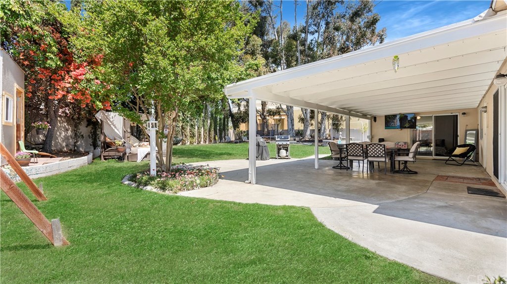 23891 Silverbay Drive Lake Forest, CA 92630 - Photo 25 of 31