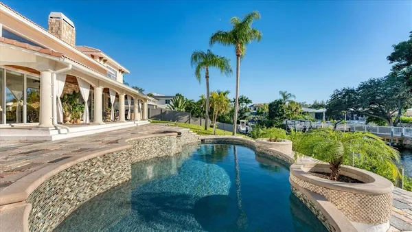 $2,100,000 | 7300 Cove Terrace, Sarasota, FL 34231