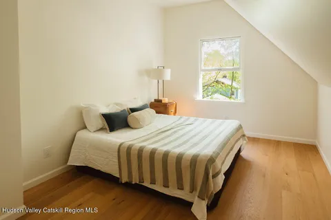 $679,000 | 3 Seymour Drive, Red Hook, NY 12571